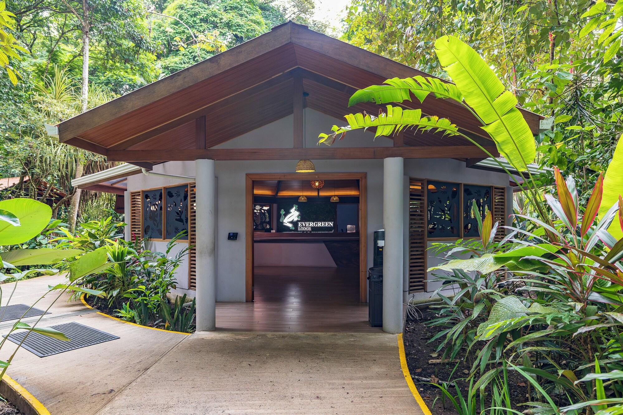 Vista Lobby Evergreen Lodge