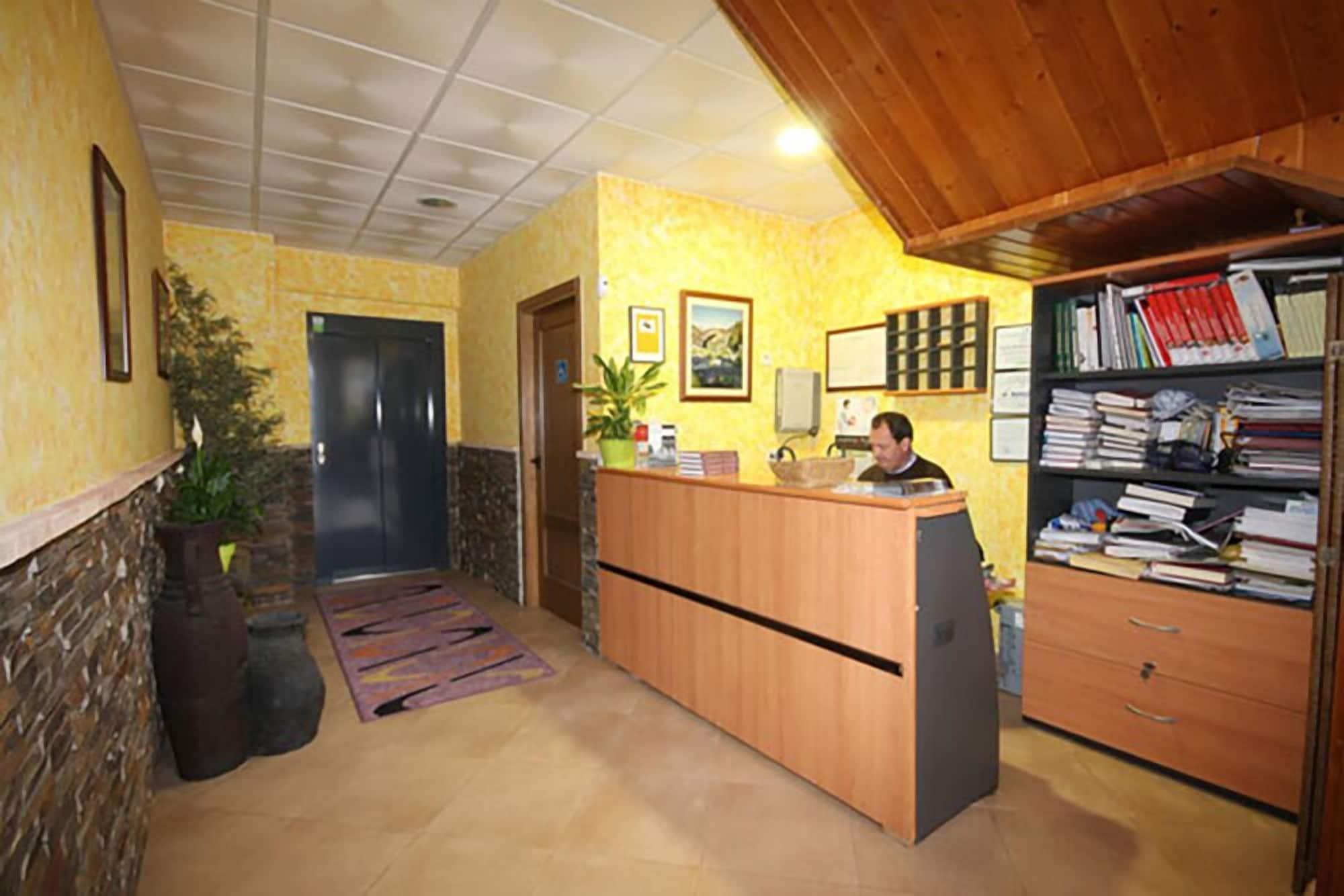 Vista Lobby Hotel El Puente