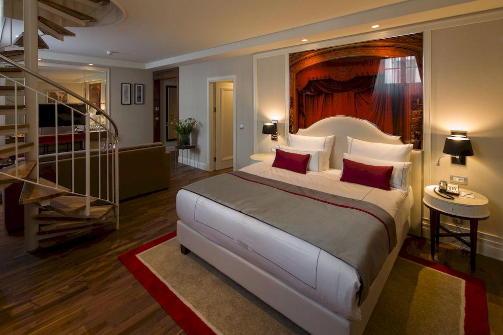 Hotel TITANIC Gendarmenmarkt Berlin