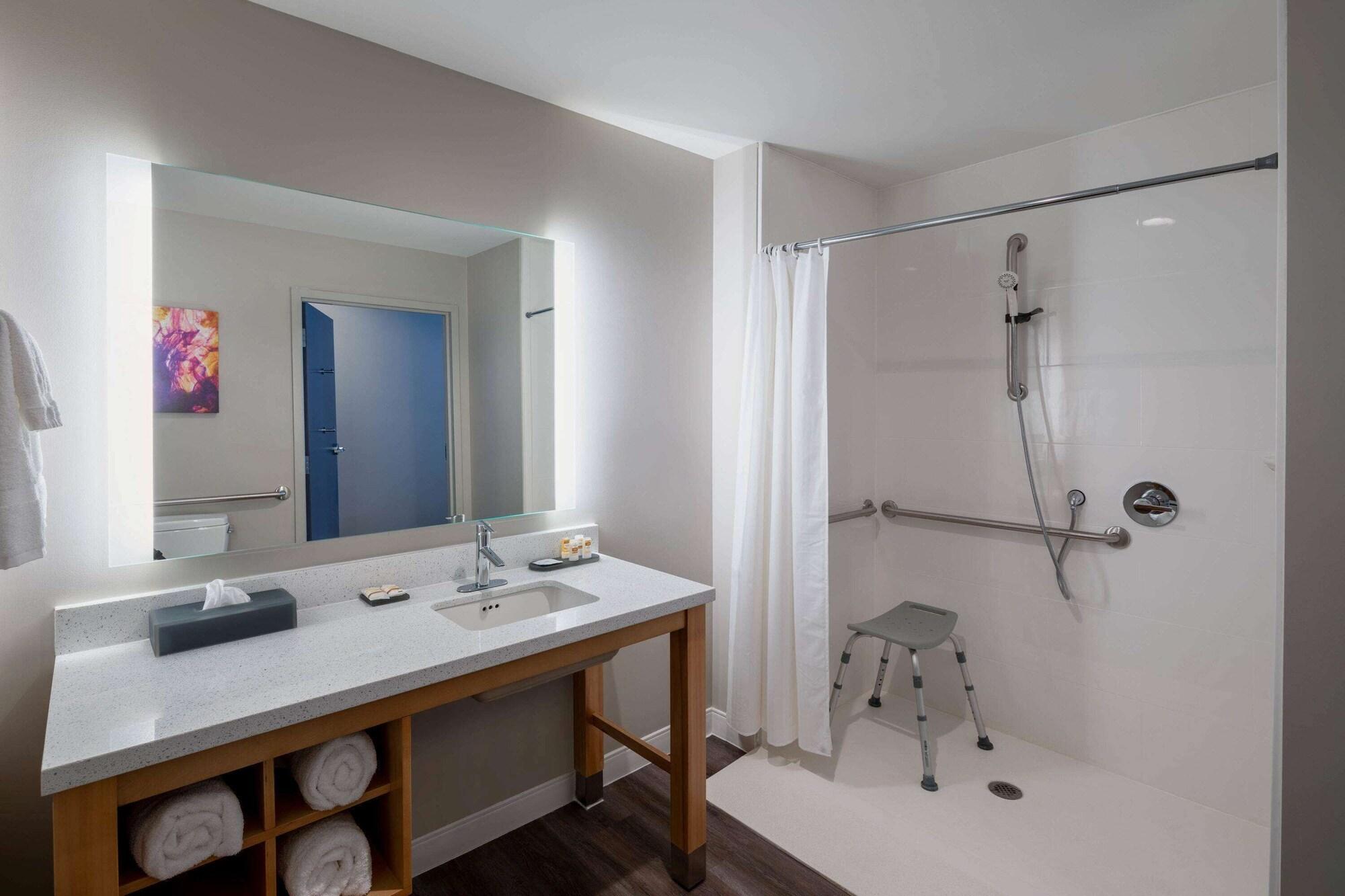 Equipamiento de Habitación La Quinta Inn & Suites by Wyndham Greensboro Arpt High Point