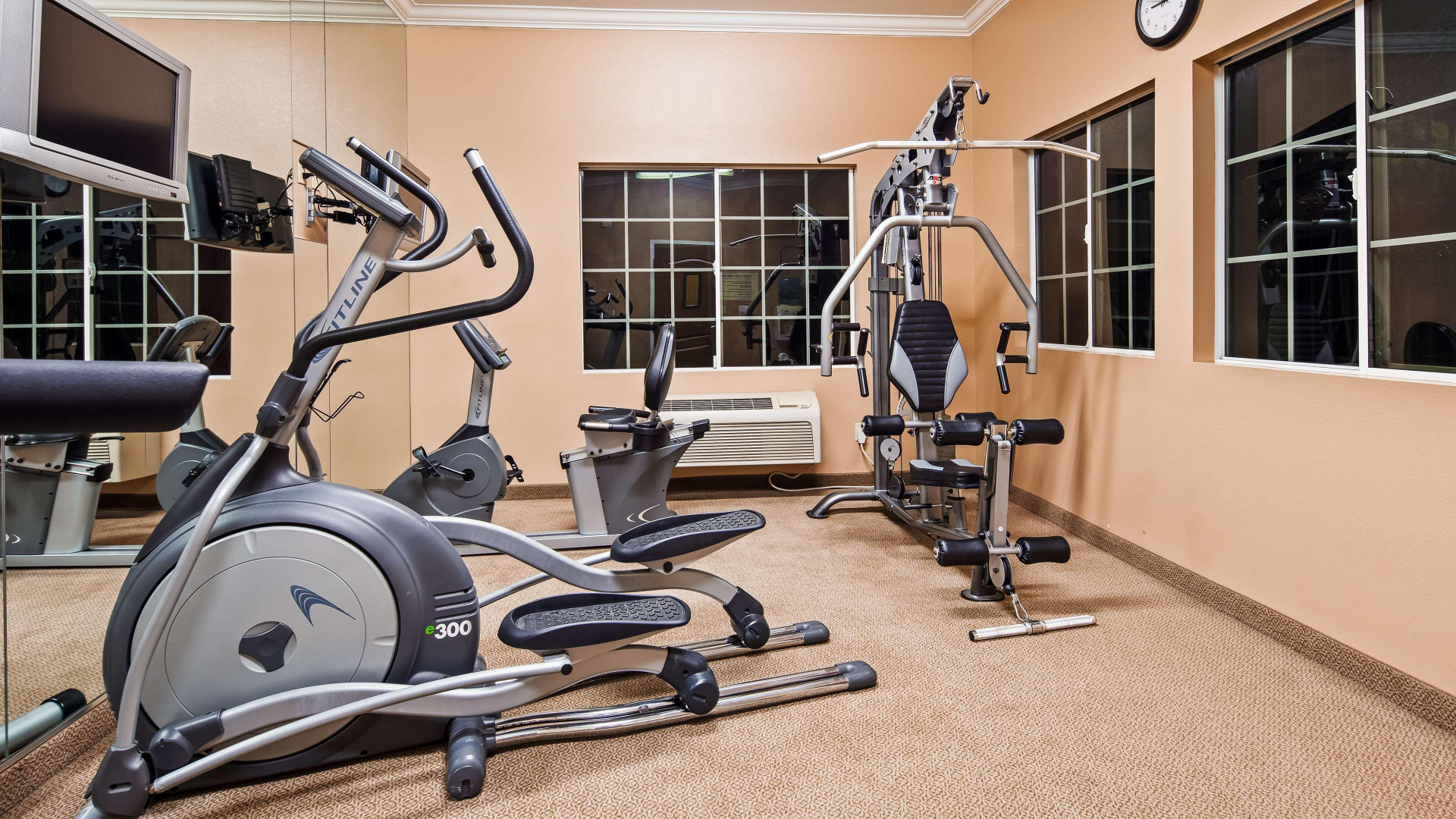 Gimnasio Best Western Route 66 Glendora Inn