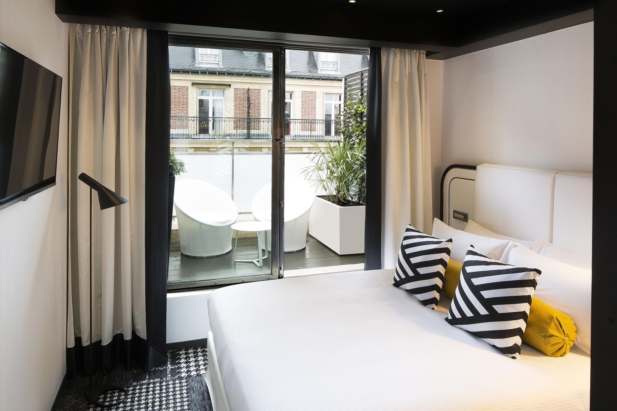 Habitación Hotel EKTA