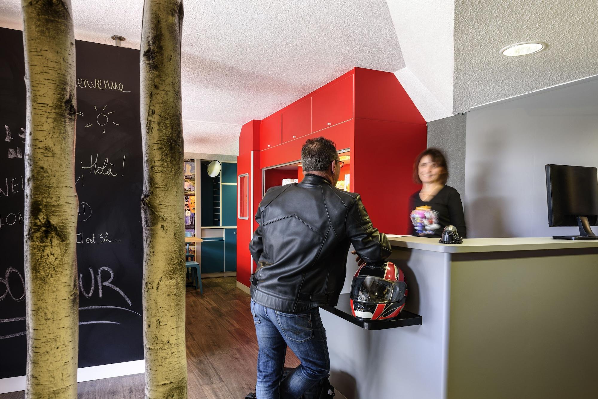 Vista Lobby hotelF1 Lille Villeneuve d'Ascq