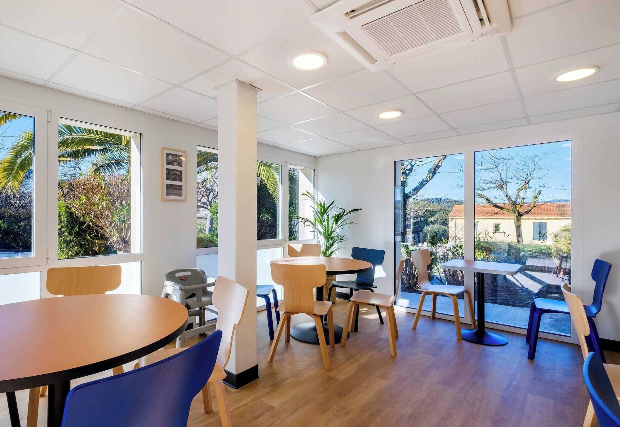 Restaurant B&B HOTEL Cannes Mouans Sartoux
