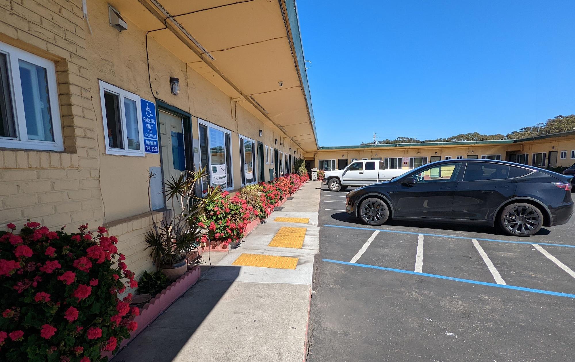 Vista Exterior Deluxe Inn