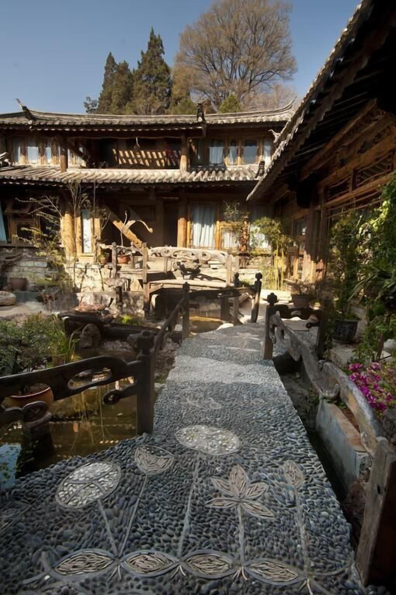 Comodidades del Alojamiento Lijiang Taohuadao Post Inn