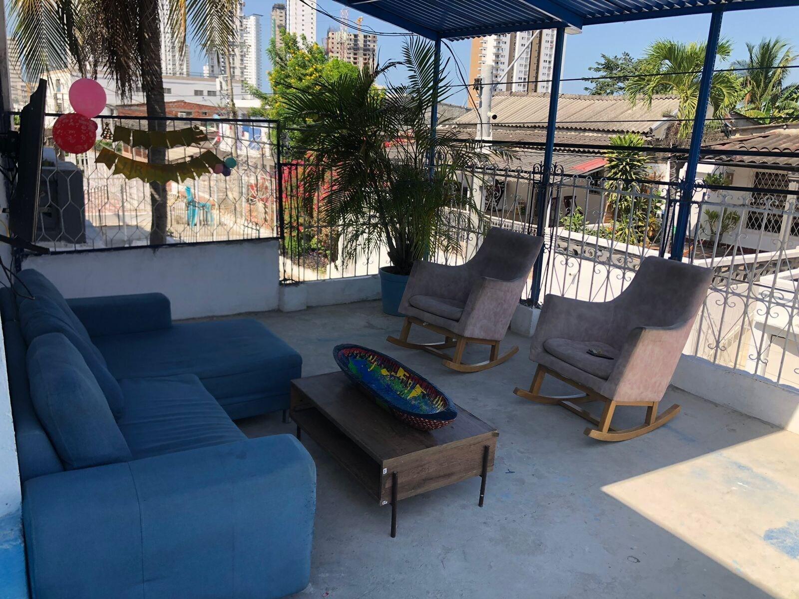 Comodidades del Alojamiento HOSTAL CASA SANTORINI
