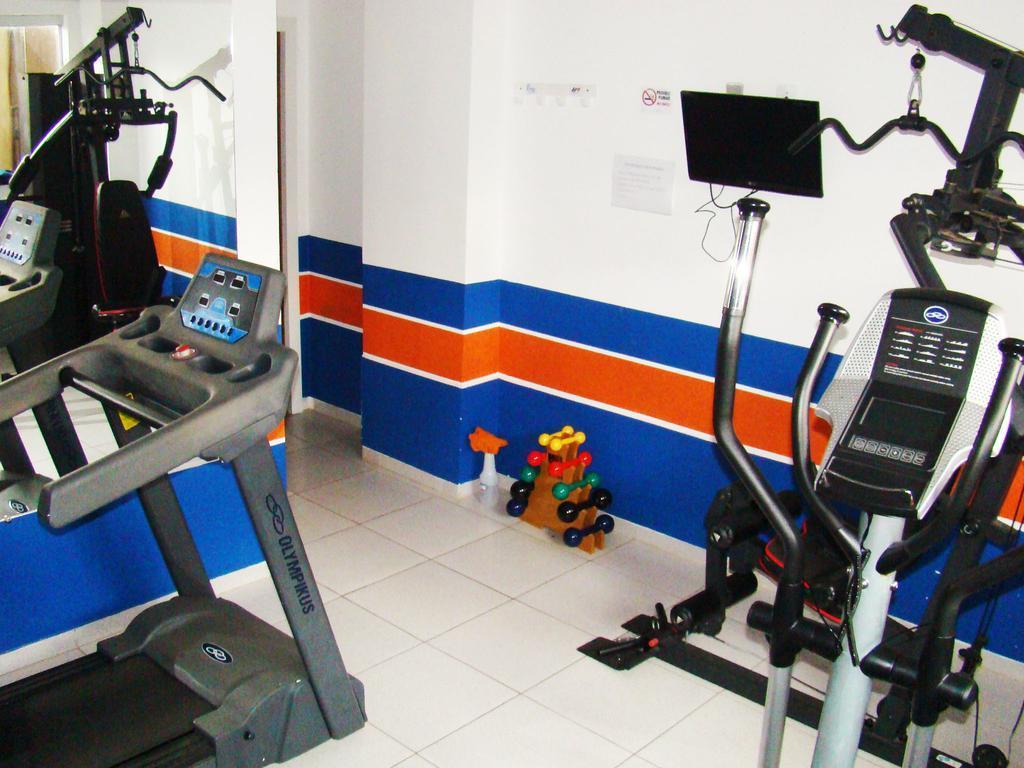 Instalaciones Recreativas Larison Hotéis ECONOMY