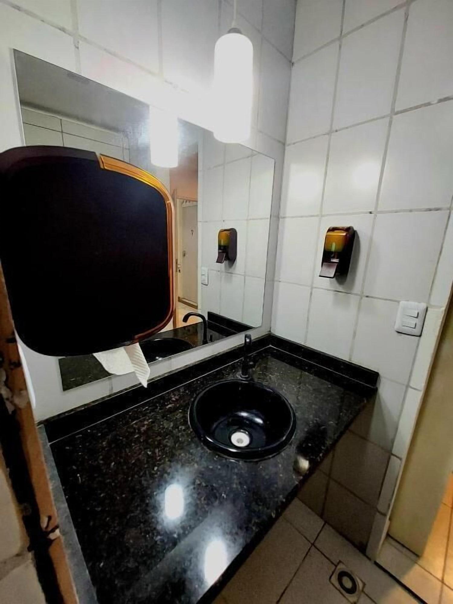 Comodidades do quarto Fenix Hospedaria