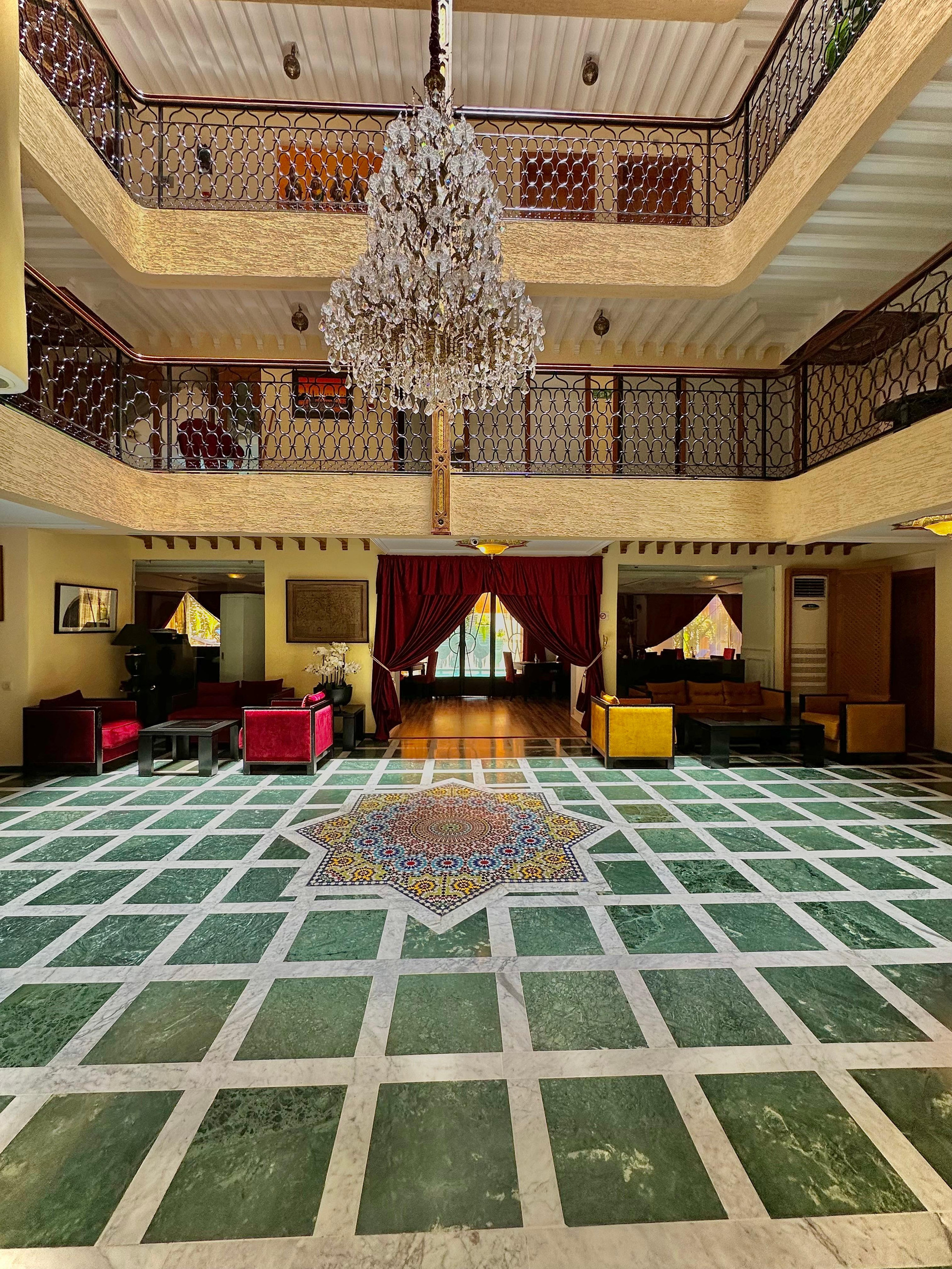 Vista Lobby Hotel Les Trois Palmiers Marrakech