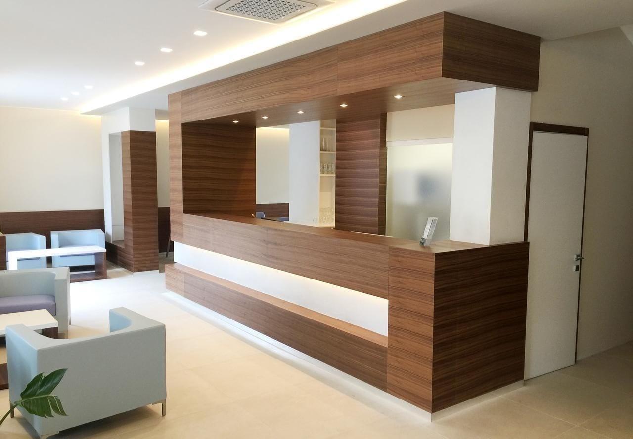 Varios Hotel Cristina