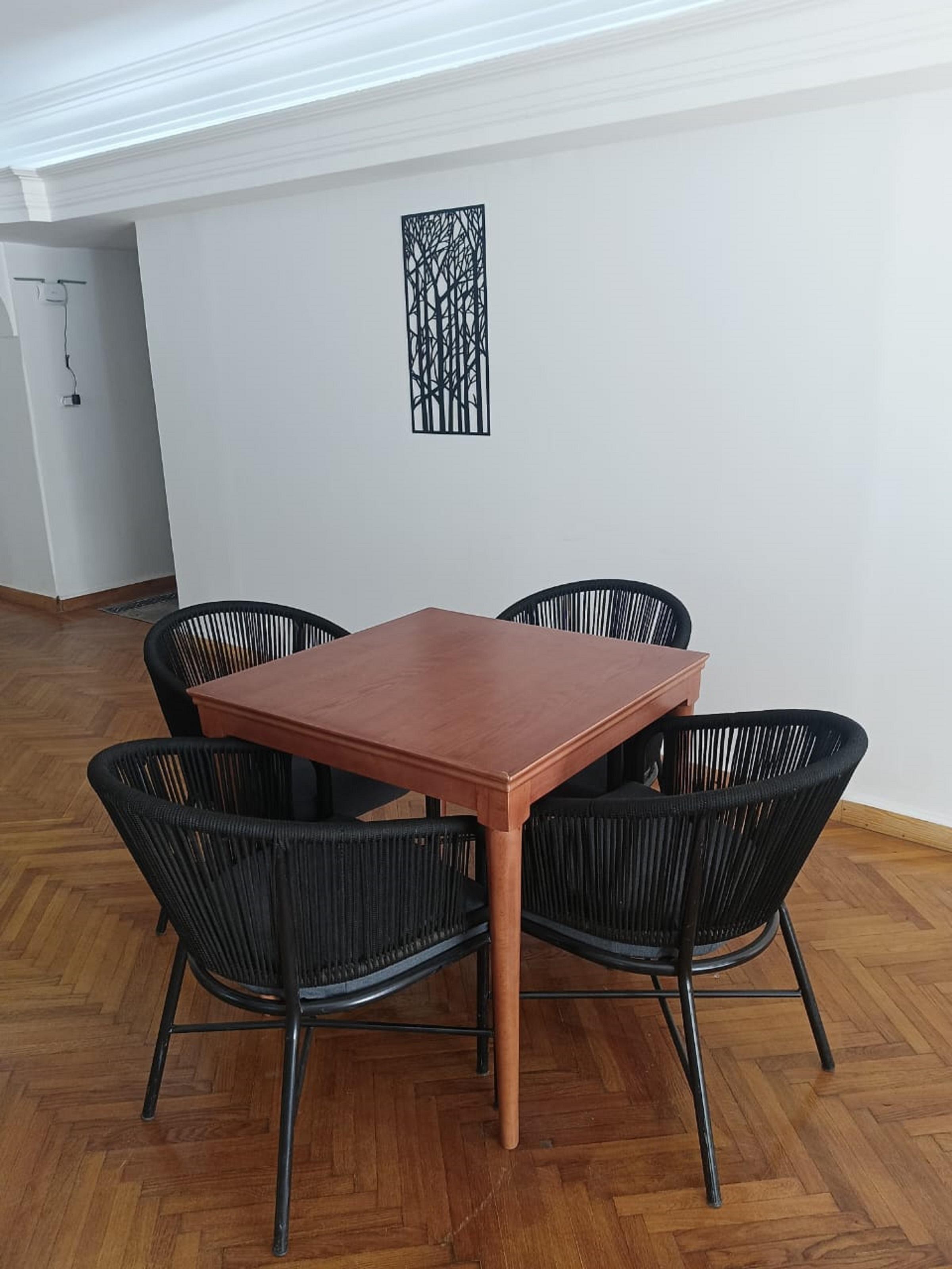 Restaurant Pyramids Nights Hostel