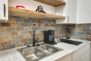 Alquiler Vacacional - Modern Greenwood Studio < 1 Mi to Downtown!