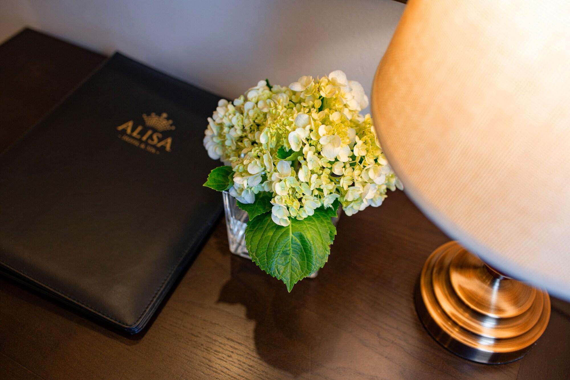 Vista Lobby Alisa Hotel & Spa