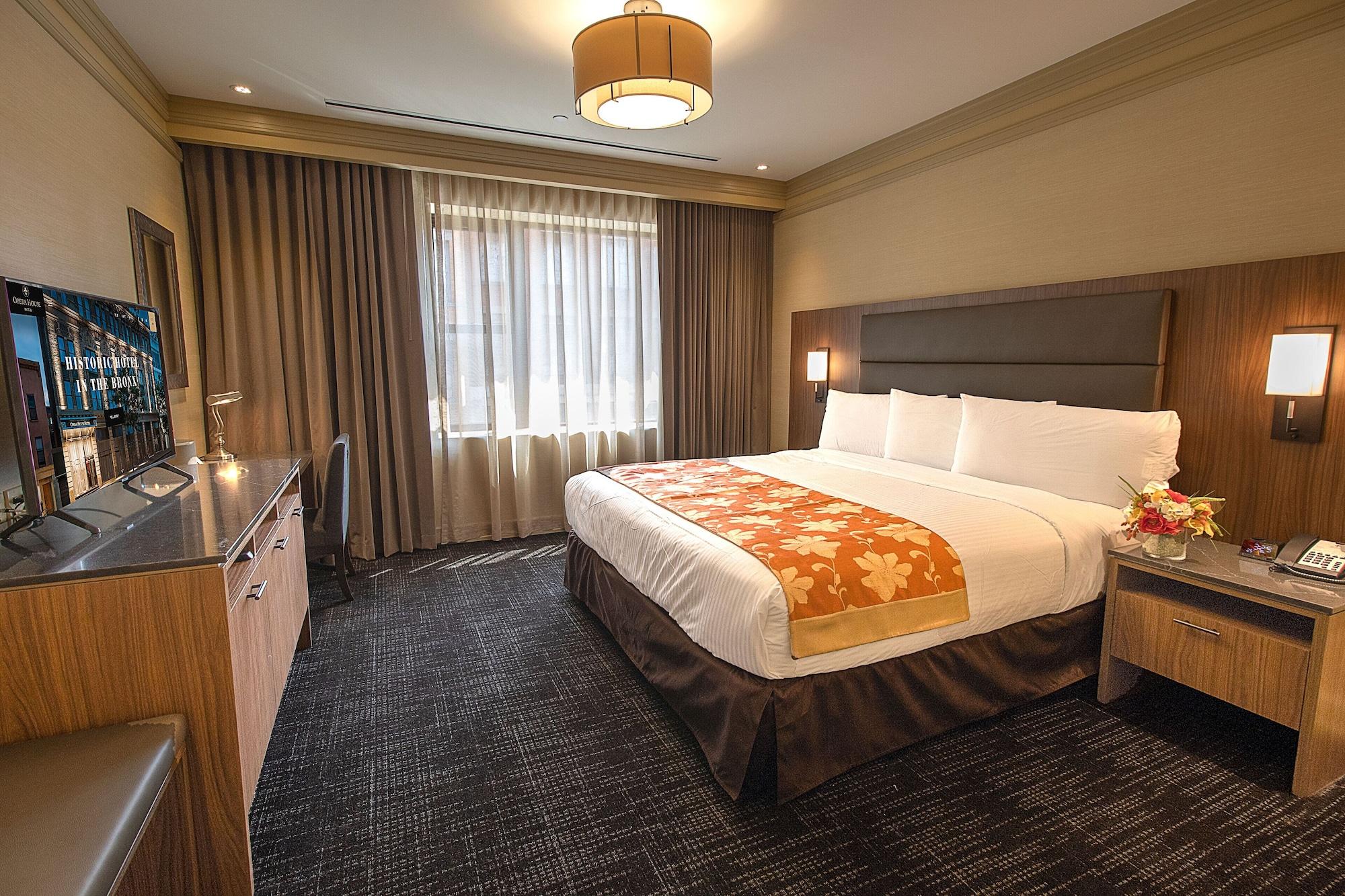 Varios Opera House Hotel