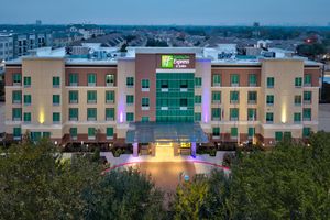 Alojamiento - Holiday Inn Express & Suites Houston S - Medical Ctr Area by IHG