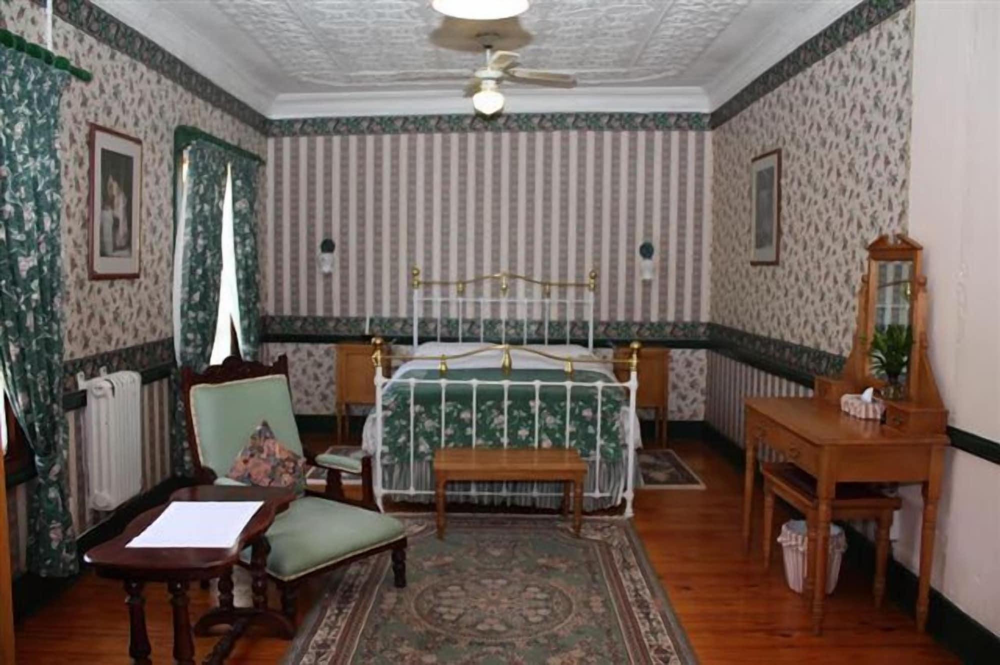 Habitación The Royal Hotel
