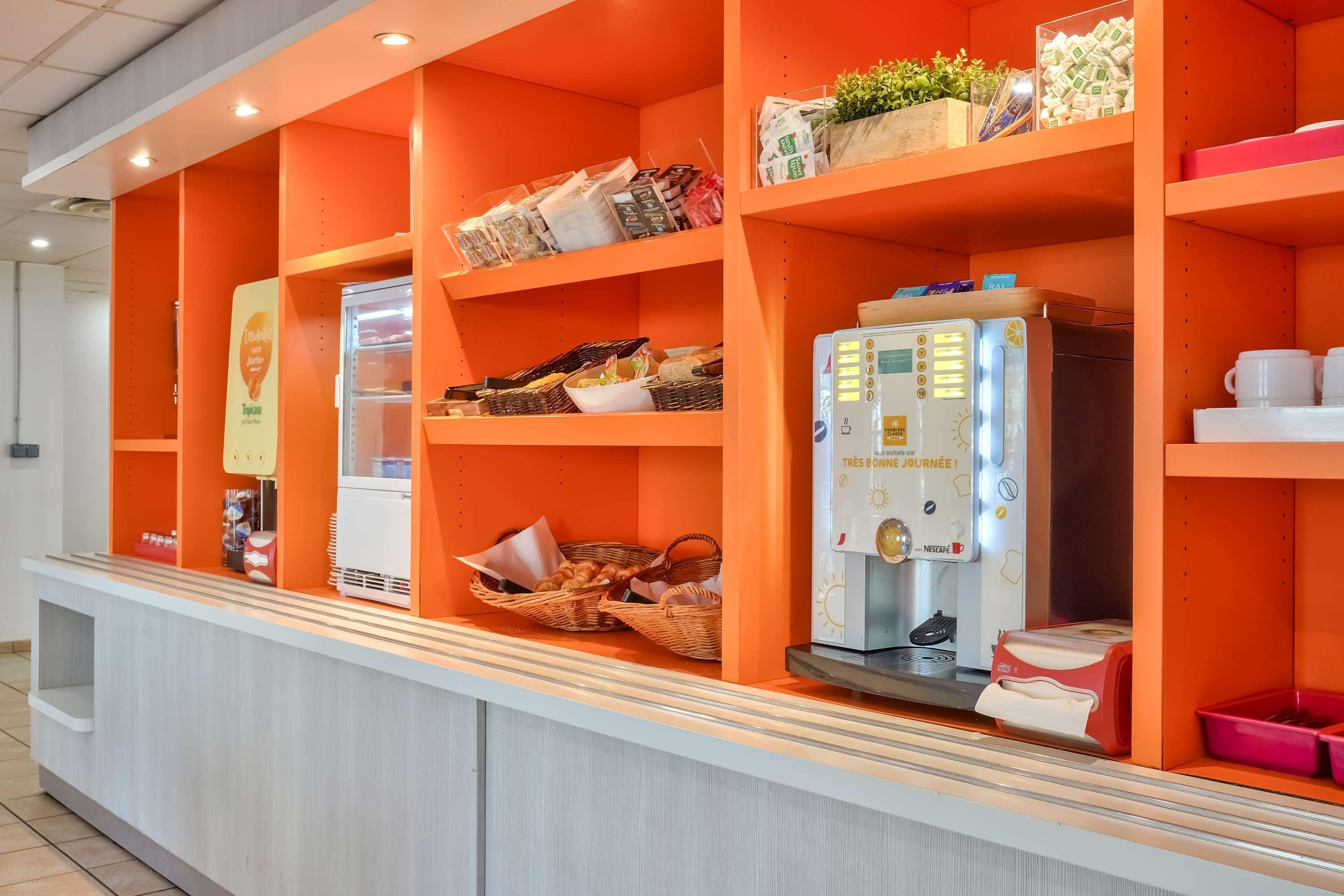 Restaurant Premiere Classe Paris Ouest - Pont De Suresnes