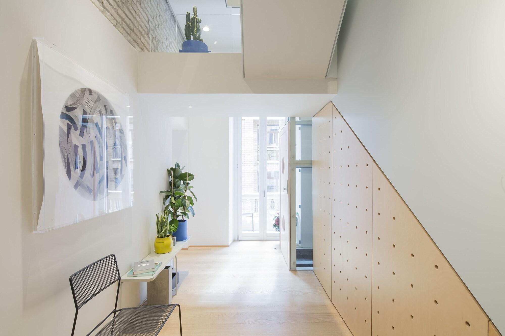 Vista Lobby The Radical Hotel