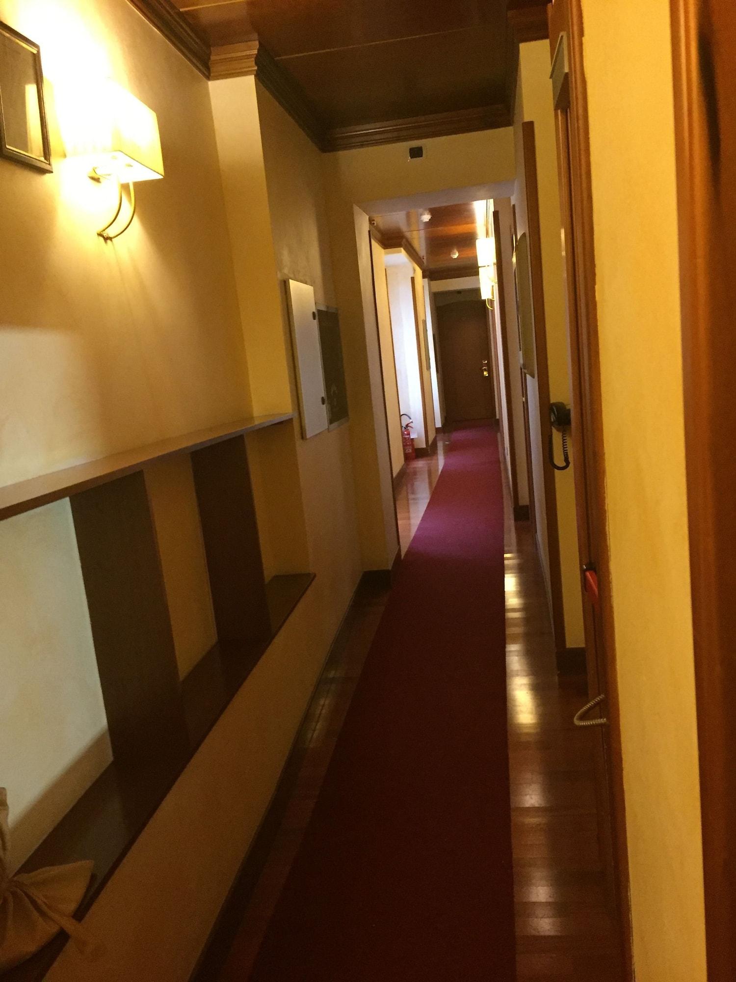 Varios Hotel Divine Rome