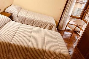 Alquiler Vacacional - Individual chalet with winery among vineyards