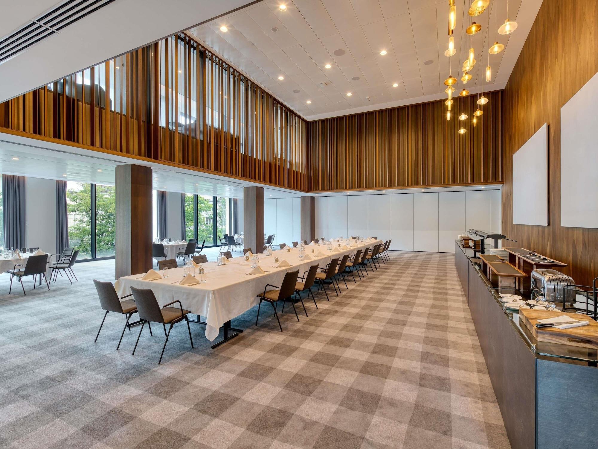 Sala de Reuniones Mövenpick Hotel Basel