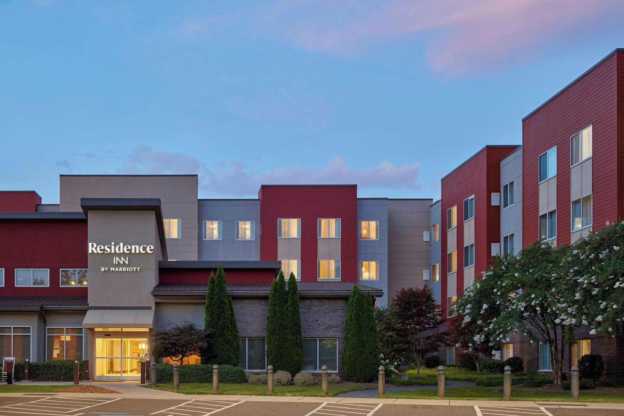 Vista Exterior Residence Inn by Marriott Charlotte Airport