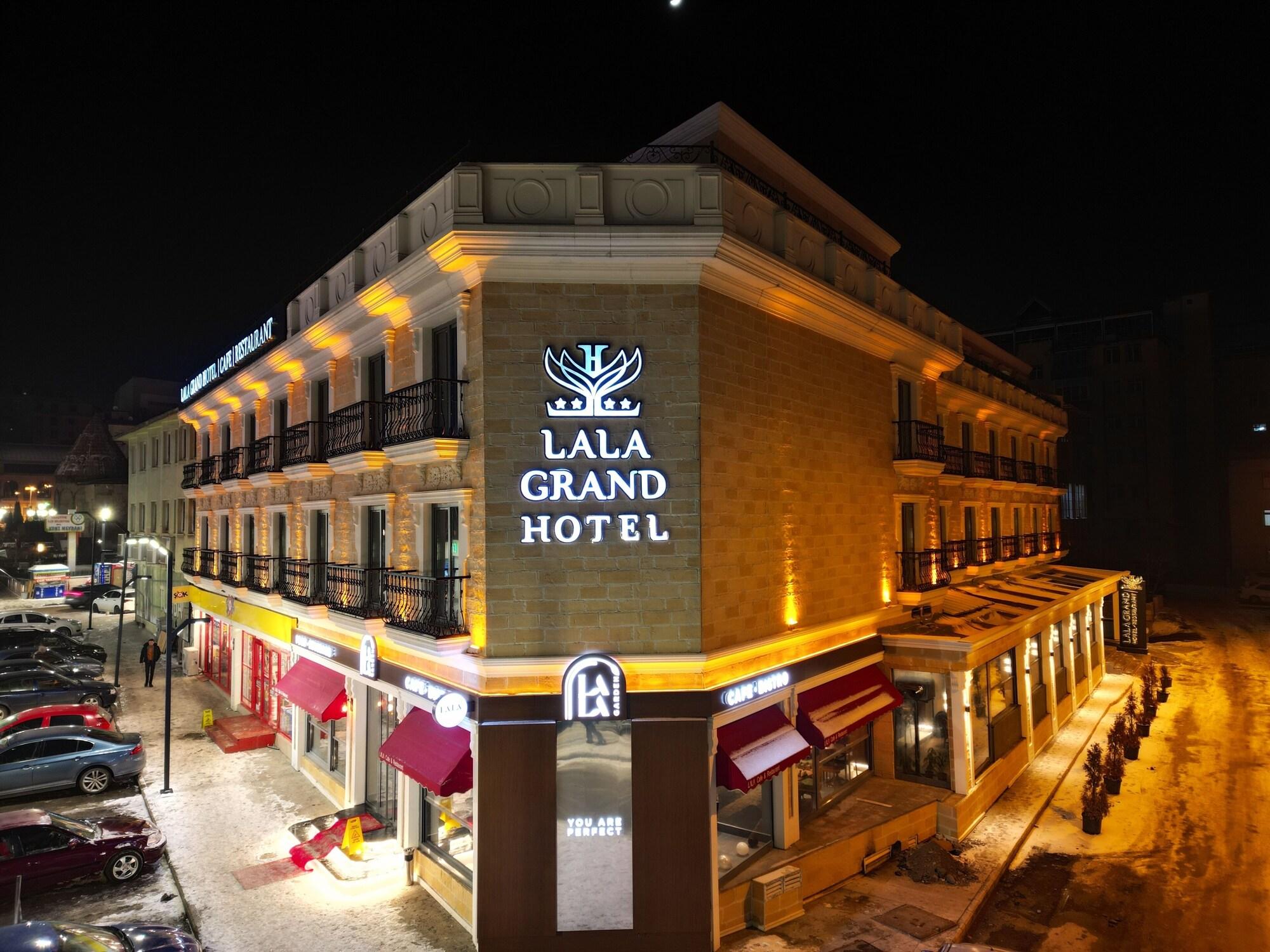 Varios Lala Grand Hotel