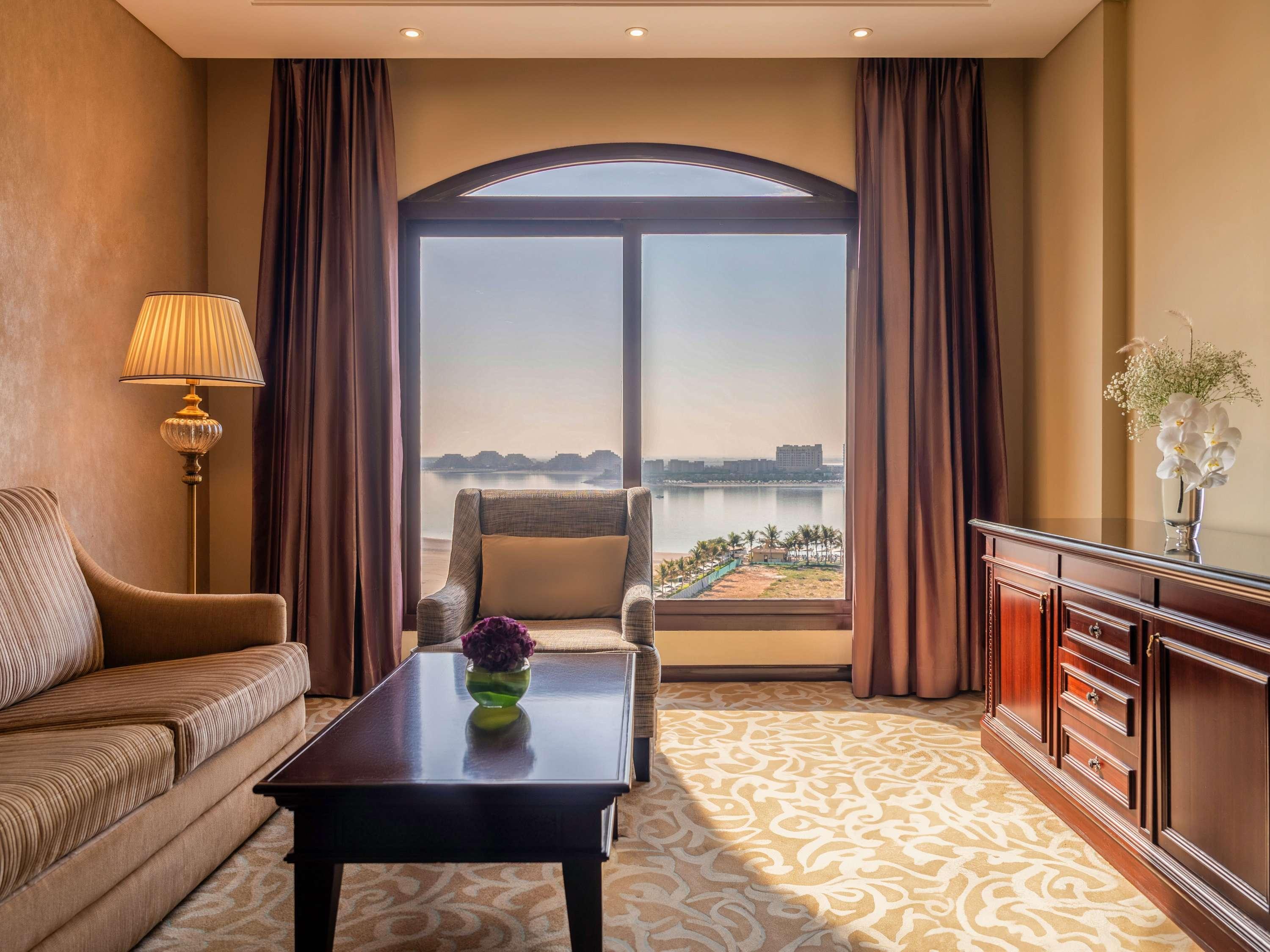 Vista Exterior Pullman Resort Al Marjan Island