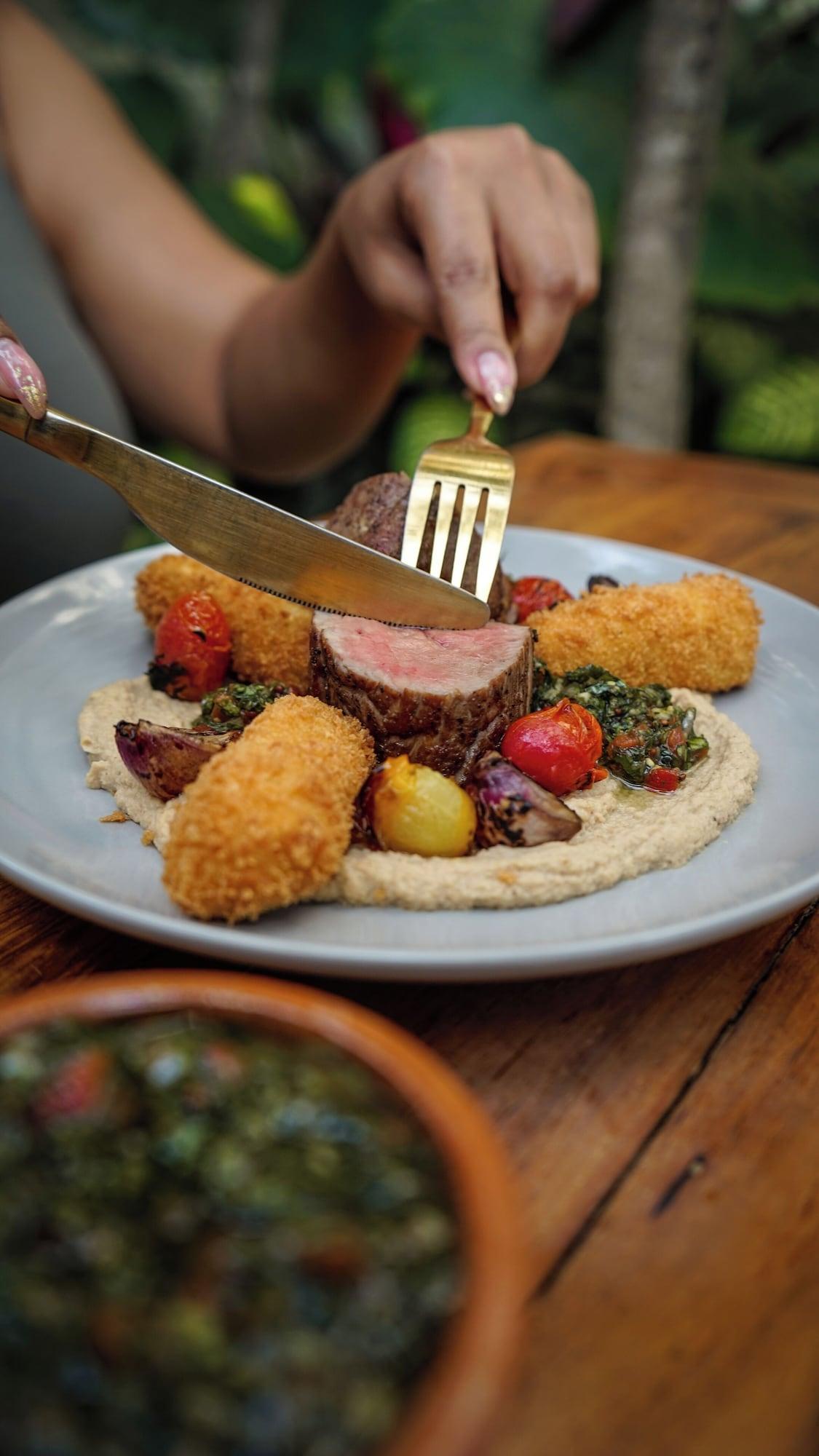 Restaurant AMARI Uptown Tulum