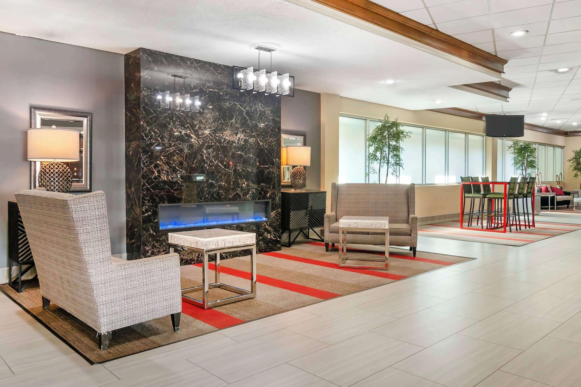 Vista Lobby Best Western Plus Kansas City Sports Complex Hotel
