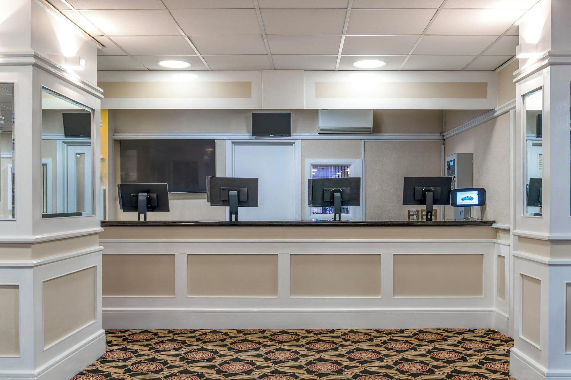 Vista Lobby Grand Burstin Hotel Folkestone