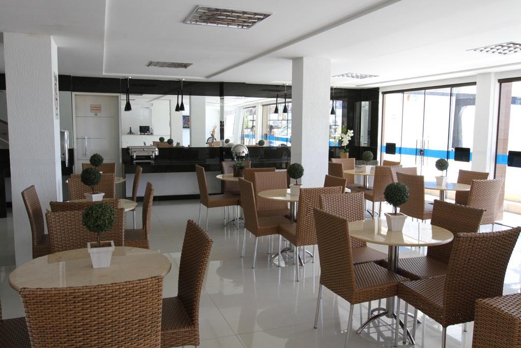Restaurant Las Brisas Beach Hotel