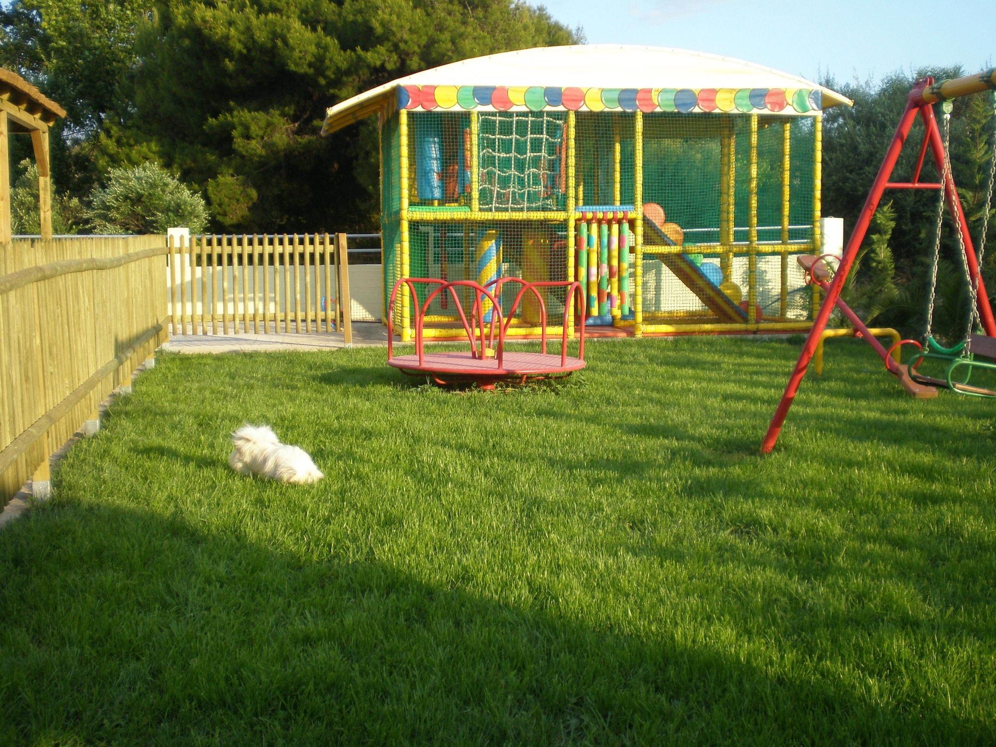 Instalaciones Recreativas Olympion Village