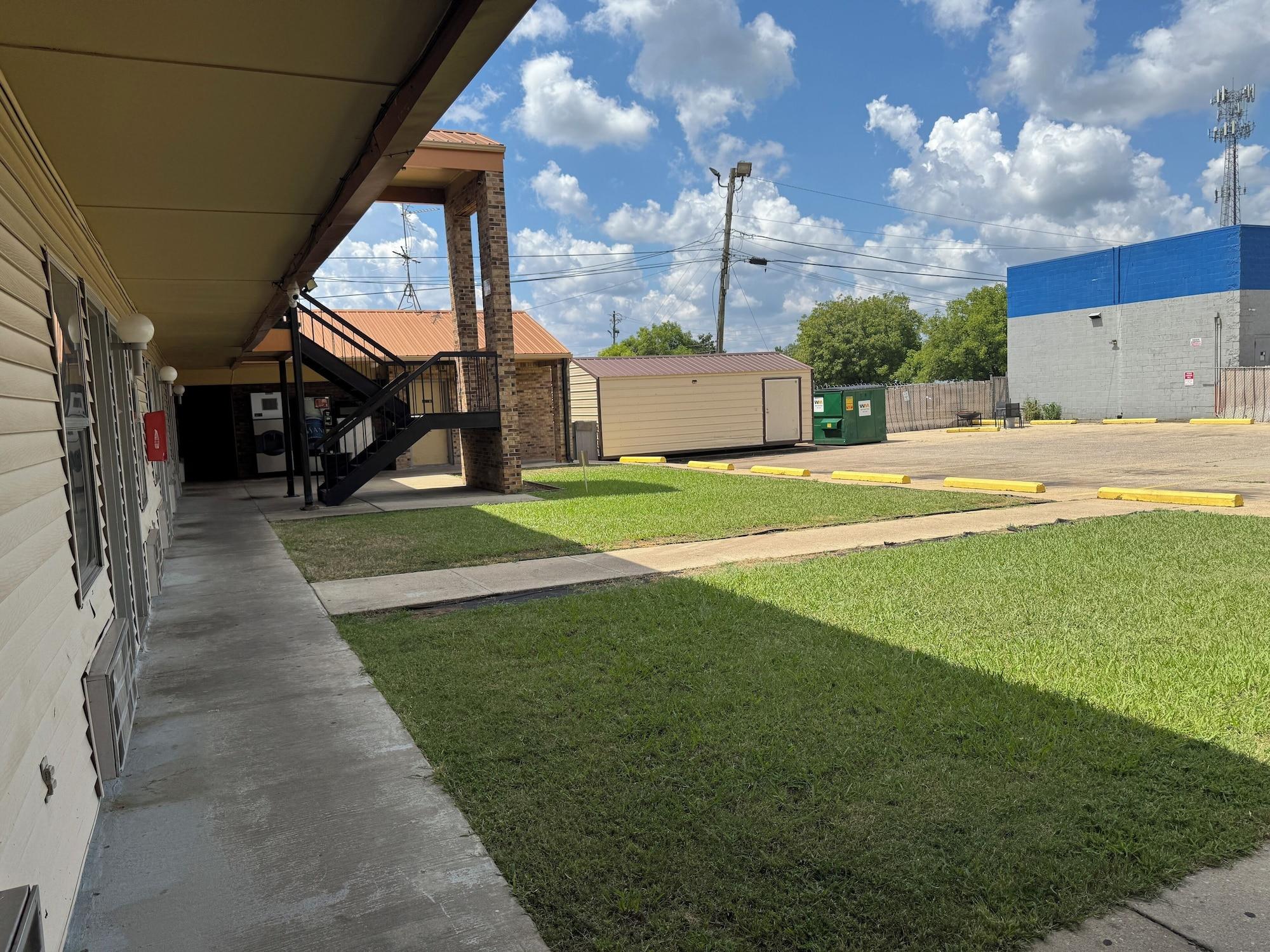 Vista Exterior Southern Comfort Motel