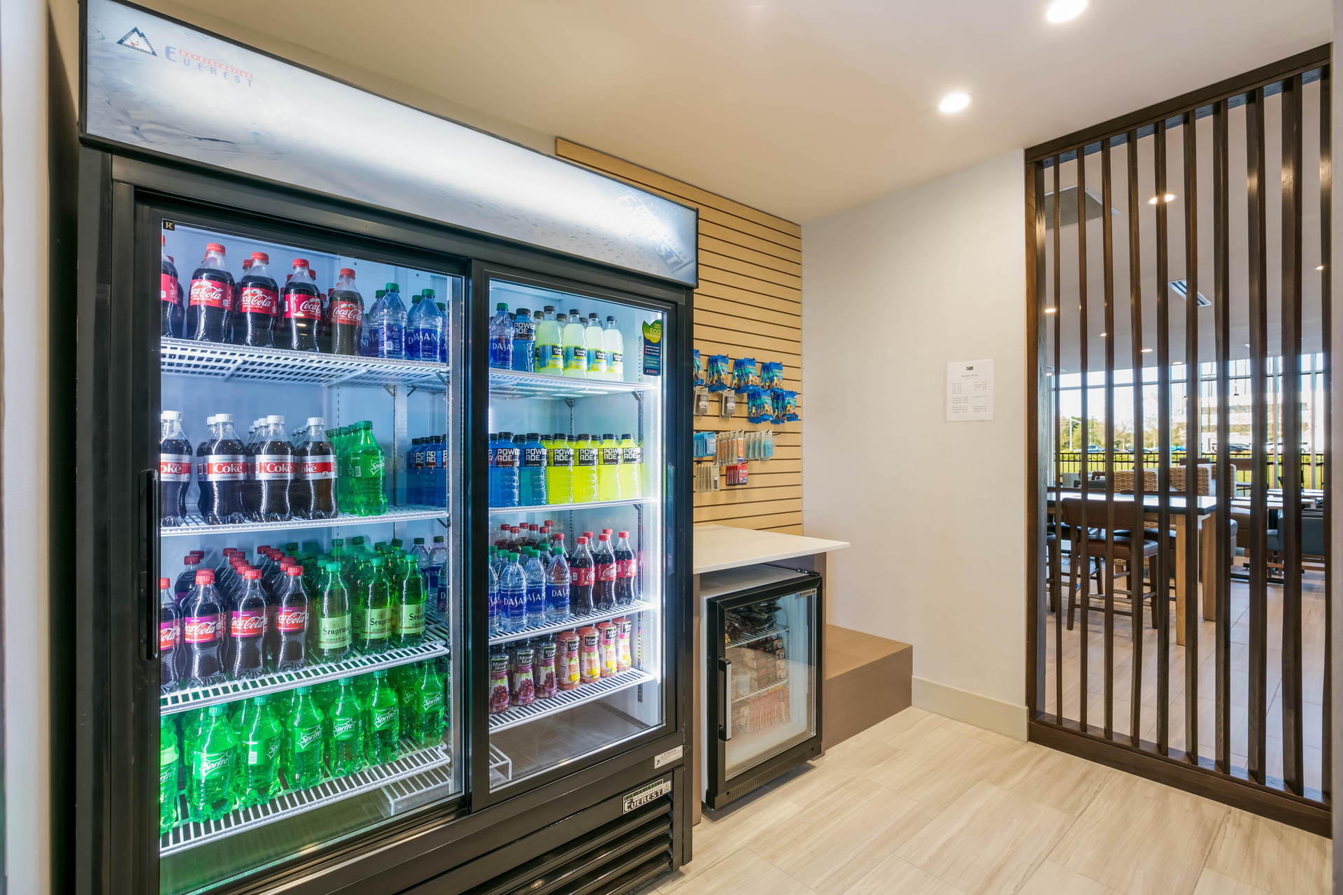 Vista Lobby Holiday Inn Express & Suites Jacksonville - Town Center by IHG