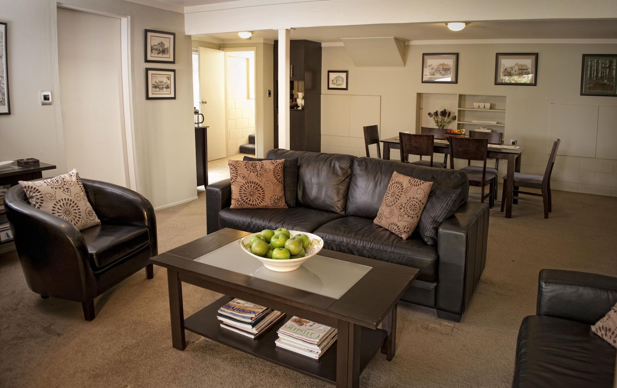 Vista Lobby B&B @ the Redwoods