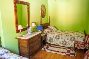 Alquiler Vacacional - Descubre la Tranquilidad en La Aldea: Tu Refugio con Vistas a la Montaña