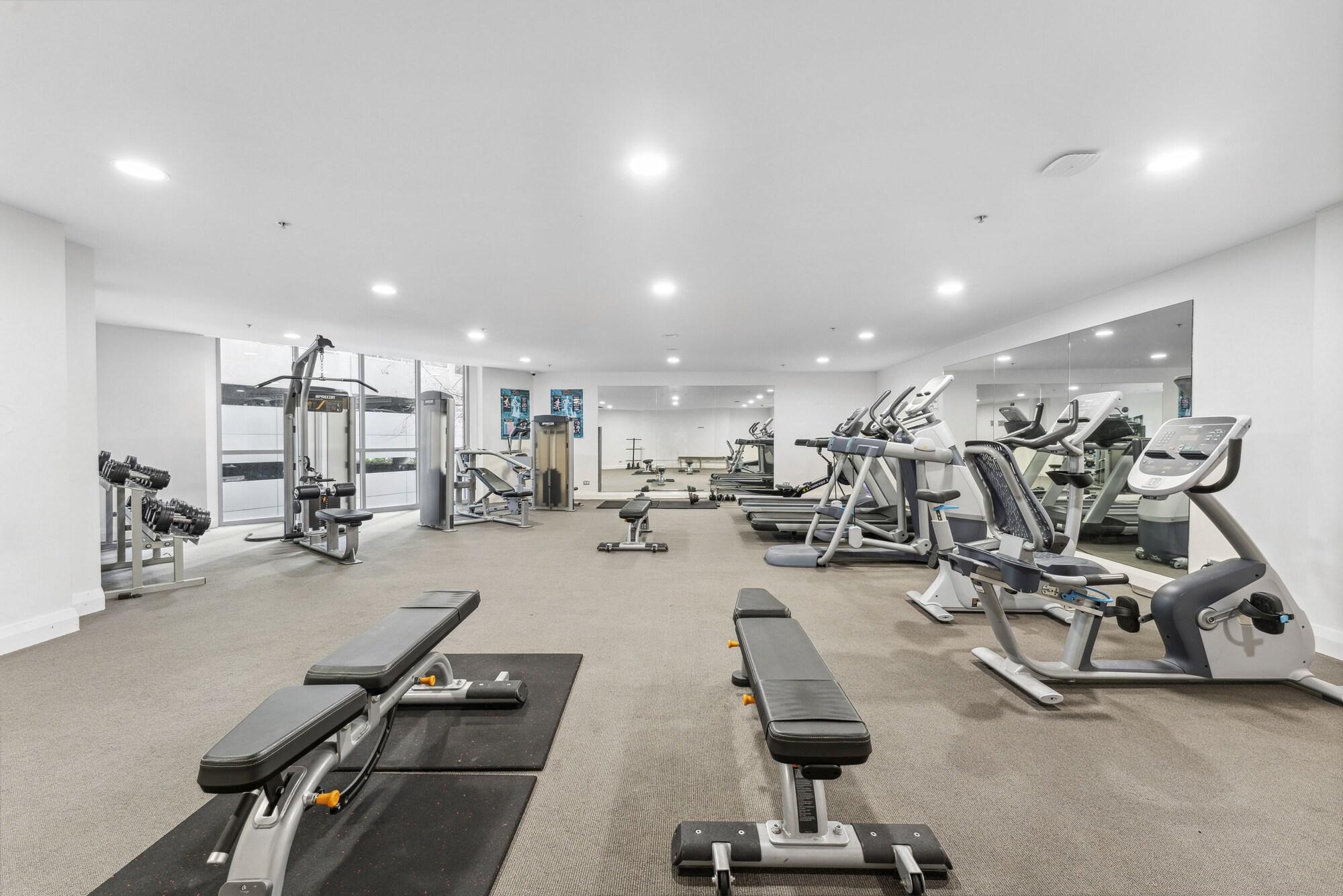 Gimnasio APX World Square