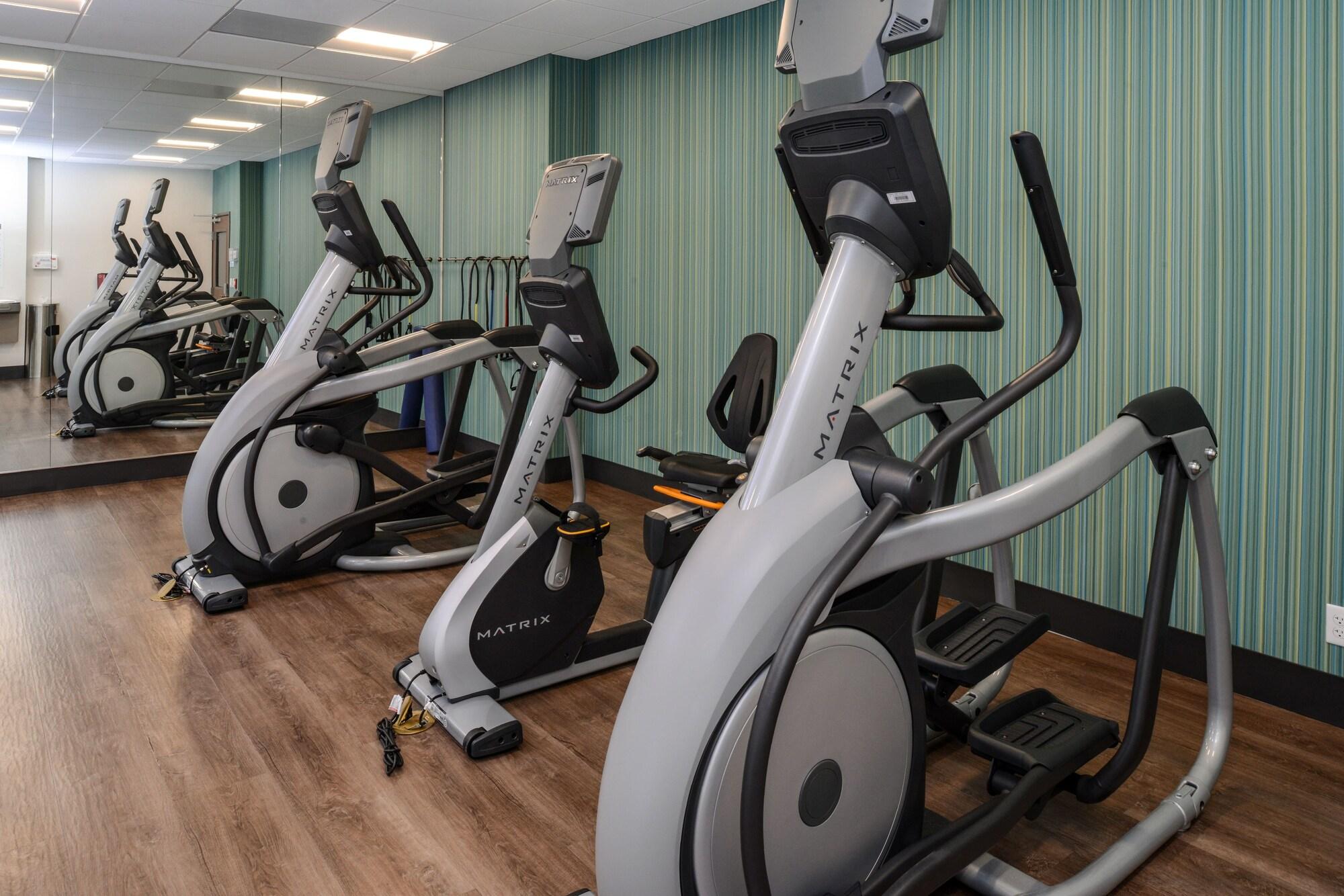 Gimnasio Holiday Inn Express & Suites St. Petersburg - Madeira Beach by IHG