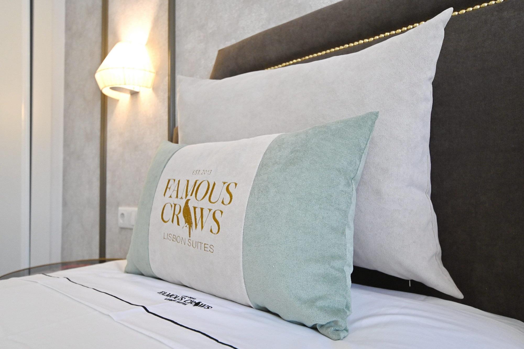 Set de Habitación Famous Crows Lisbon Suites