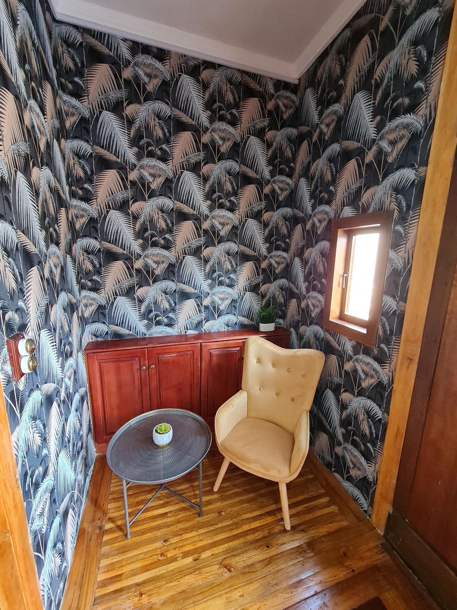 Vista Lobby Luxe on Ridge