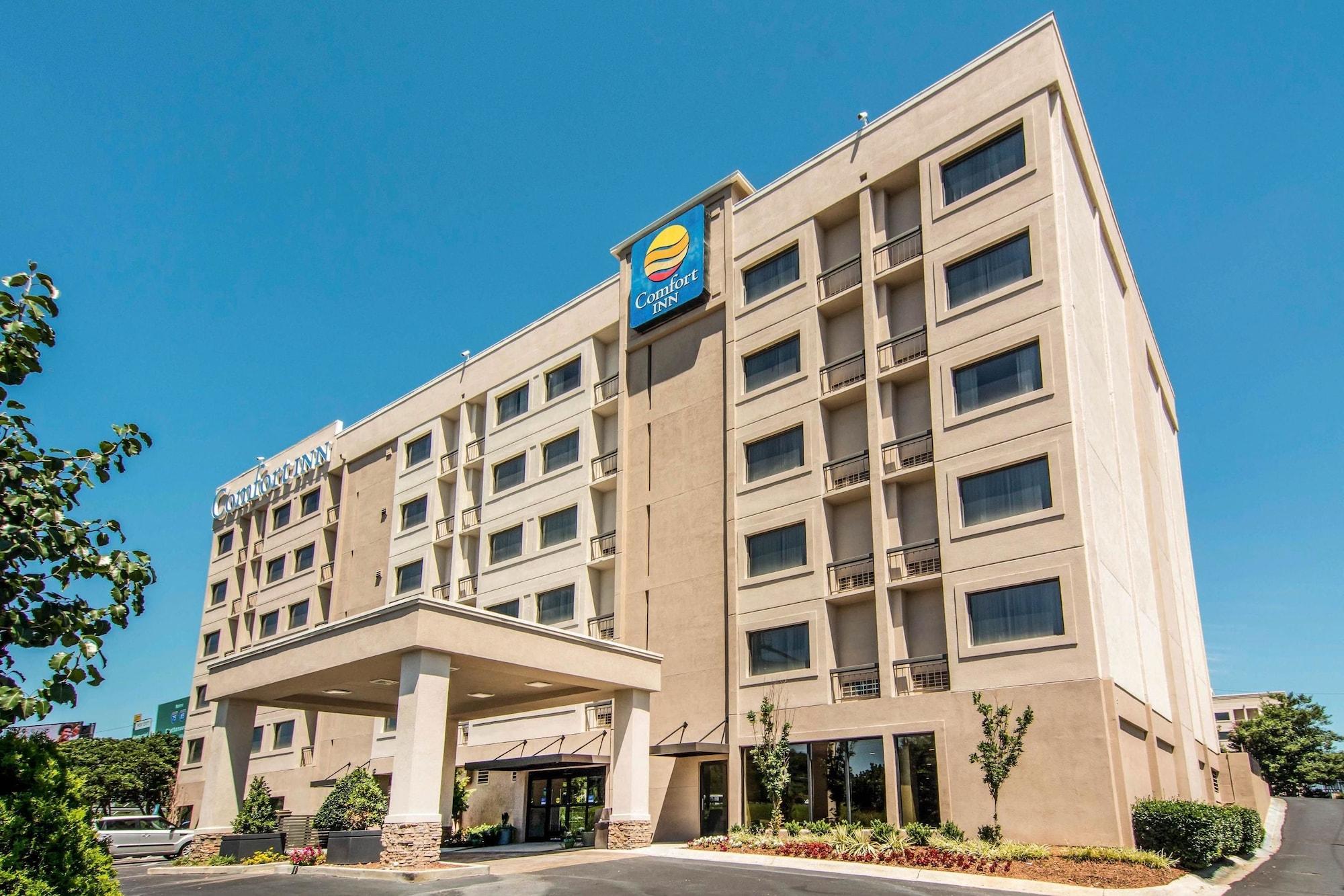 Varios Comfort Inn Atlanta Downtown South