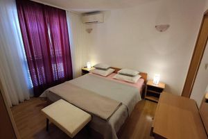Alquiler Vacacional - S1 – room with balcony and garden