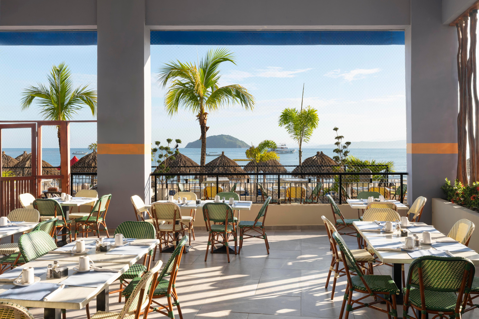 Restaurant Hotel Decameron La Marina Guayabitos, Ramada All-Inclusive Resort