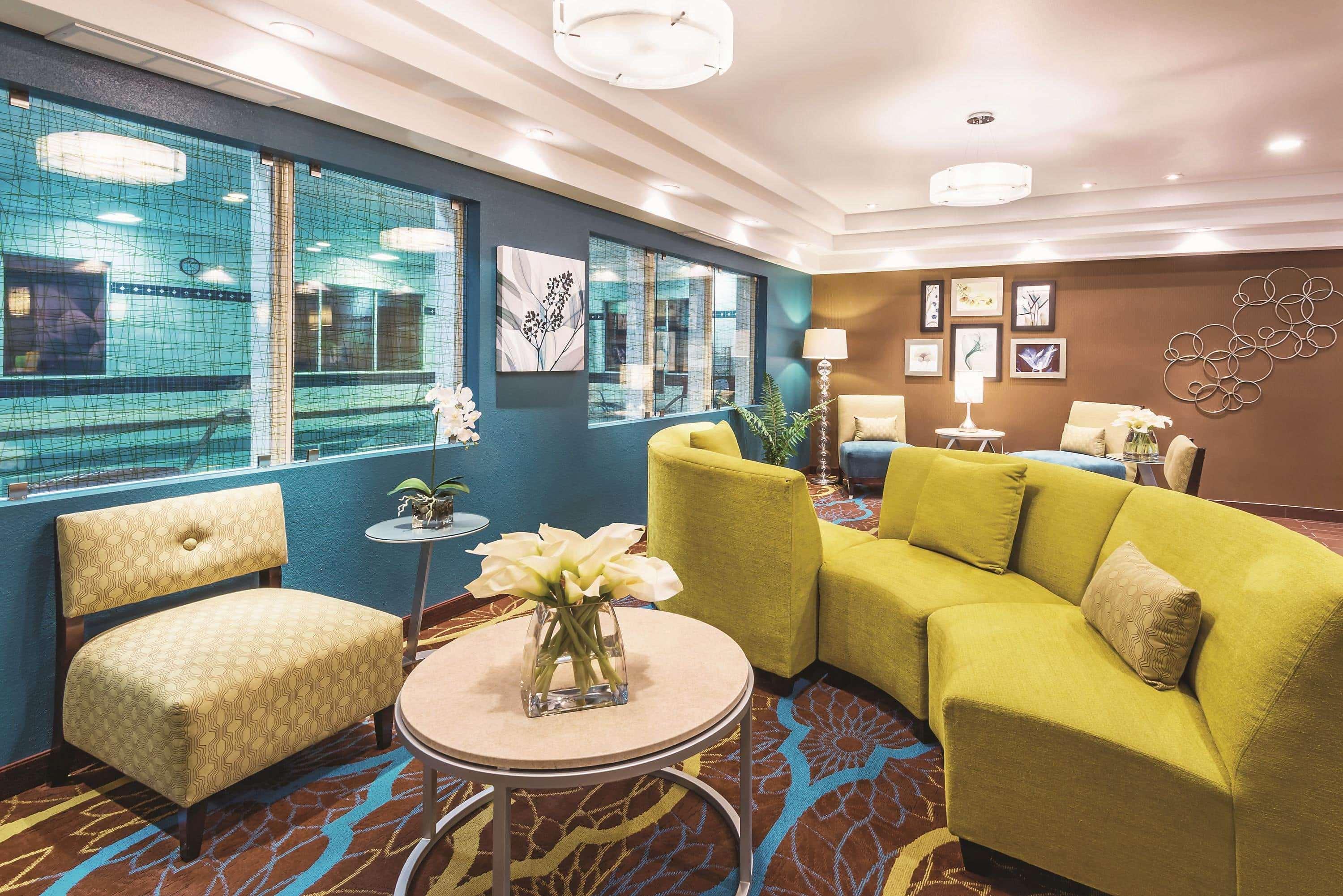 Vista Lobby La Quinta Inn & Suites by Wyndham Boise Towne Square