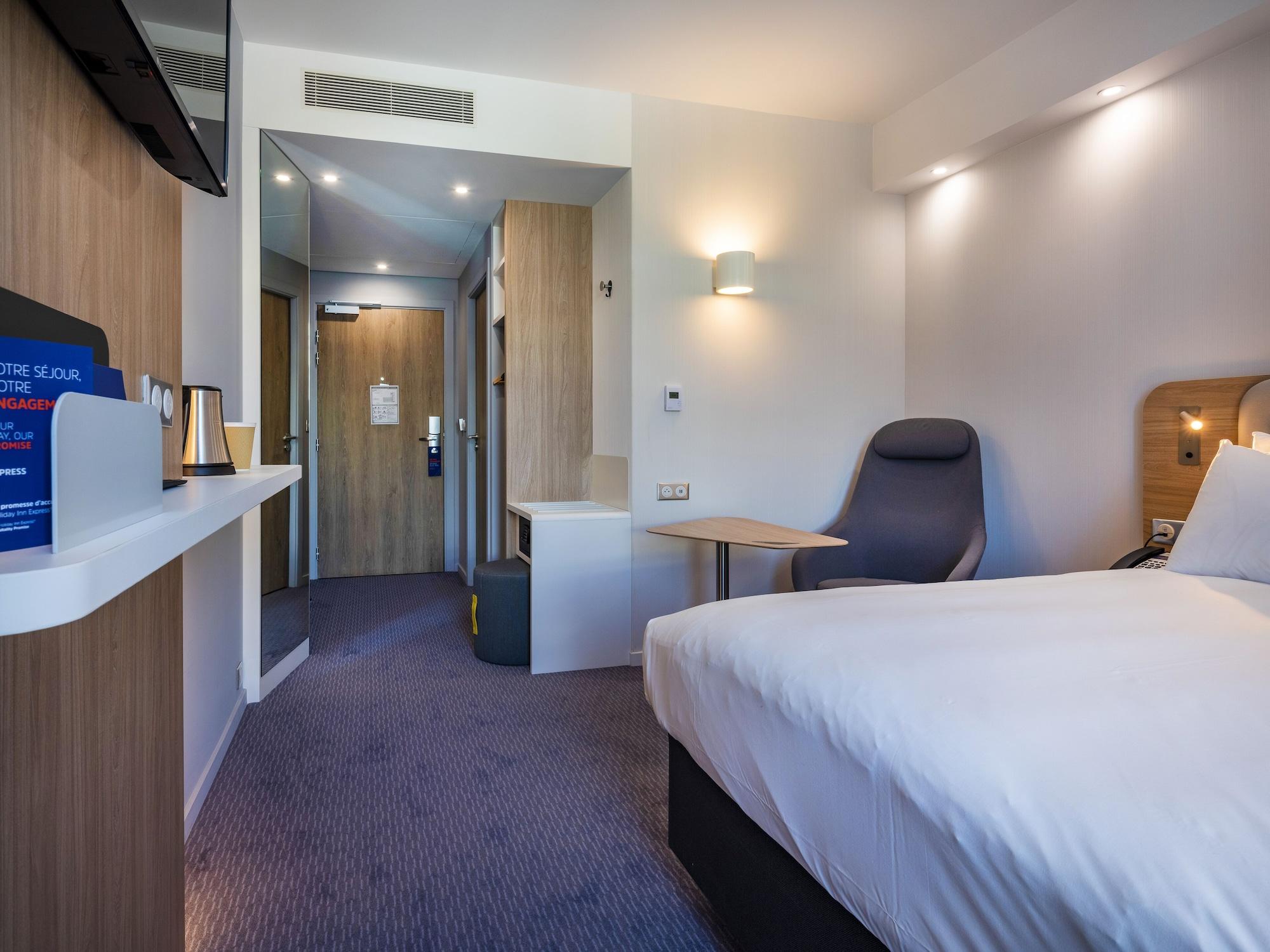 Set de Habitación Holiday Inn Express Nice Grand Arenas by IHG