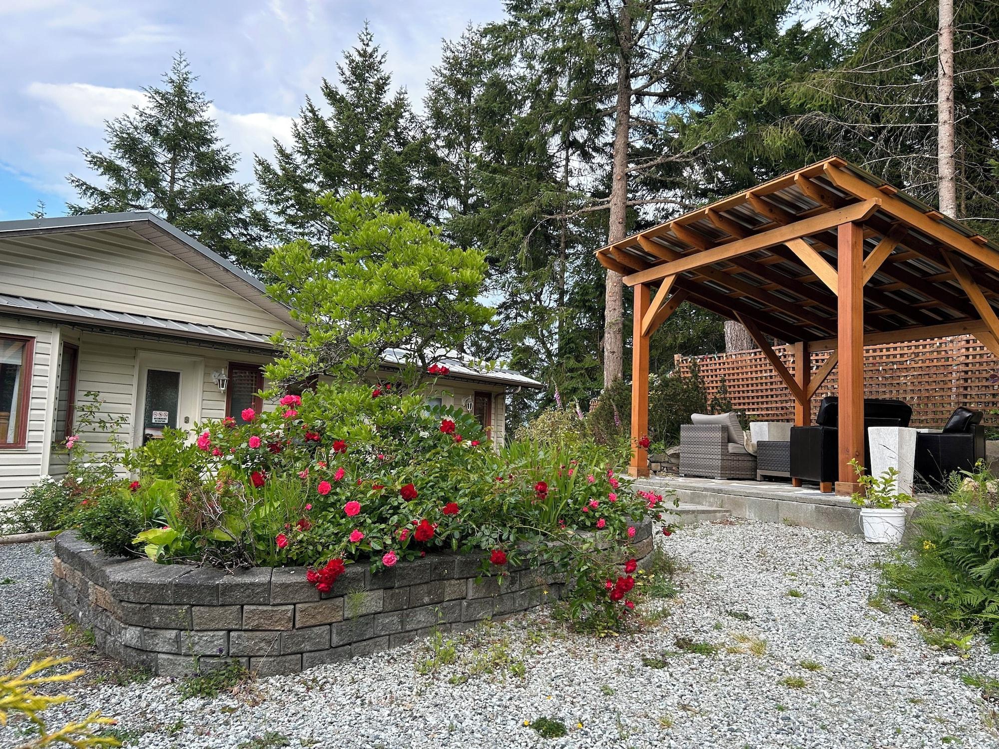 Vista Exterior Elevate Rooms Armand Heights