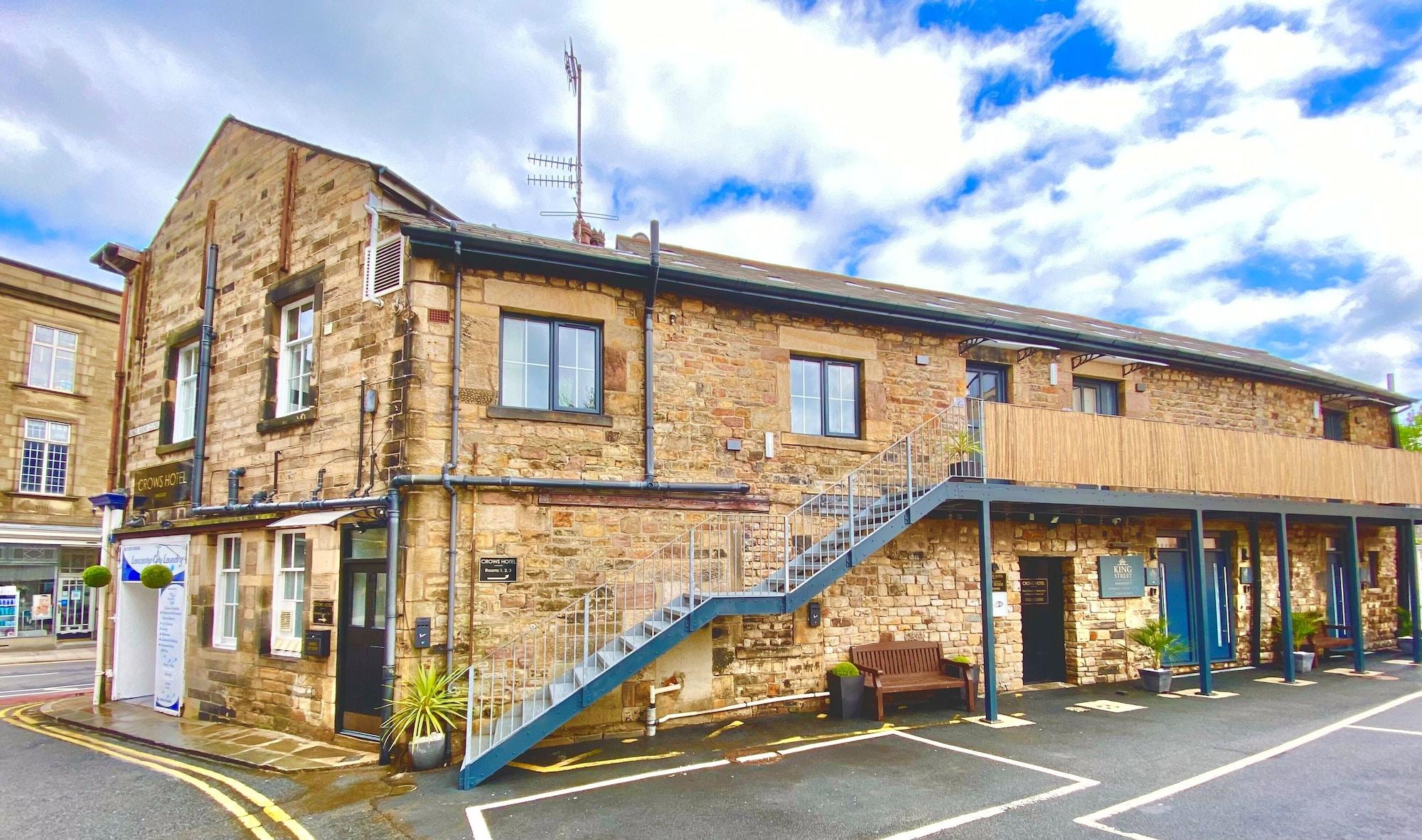 Vista Exterior Crows Hotel Lancaster