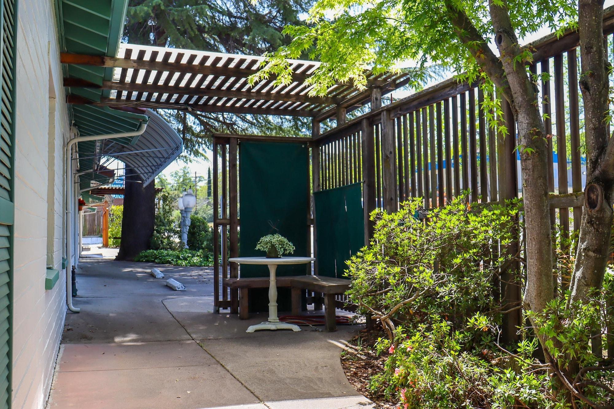 Comodidades del Alojamiento The Bonnie Inn Unit 5 With Breakfast Nook